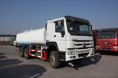 Sinotruk एलएचडी 6x4 पानी टैंकर ट्रक 15 - 25cbm शहर भूनिर्माण के लिए क्षमता