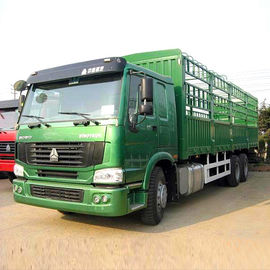 ग्रीन 6 एक्स 4 371 एचपी हेवी ड्यूटी ट्रकों 40 टन एक बिस्तर परिवहन माल के लिए लोड हो रहा है