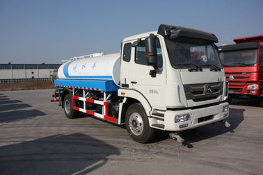 सफाई के लिए 6 पहियों पानी की टंकी ट्रक 10 सीबीएम क्षमता यूरो II इंजन