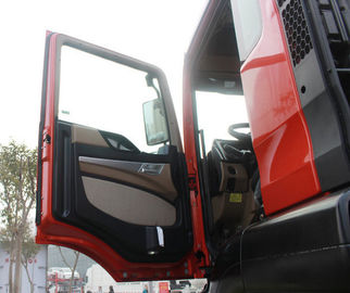 सिनोट्रुक होवो 8x8 ऑल व्हील ड्राइव प्राइम मूवर ट्रक 371hp 20-60 टन क्षमता