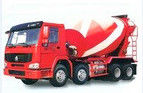 डीजल 8 X 4 सिनोट्रुक STEYR कंक्रीट मिक्सर ट्रक 336hp और 8 Cbm लाल रंग में